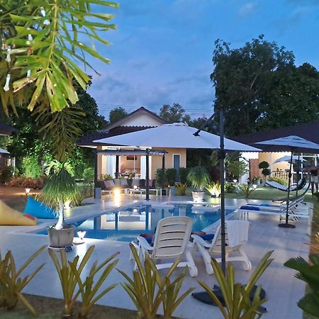 Pool Villa, Resort, Mae Ramphueng Beach, Ban Phe, Rayong, Residence M Thailand (Adults Only) Ban Chamrung 외부 사진