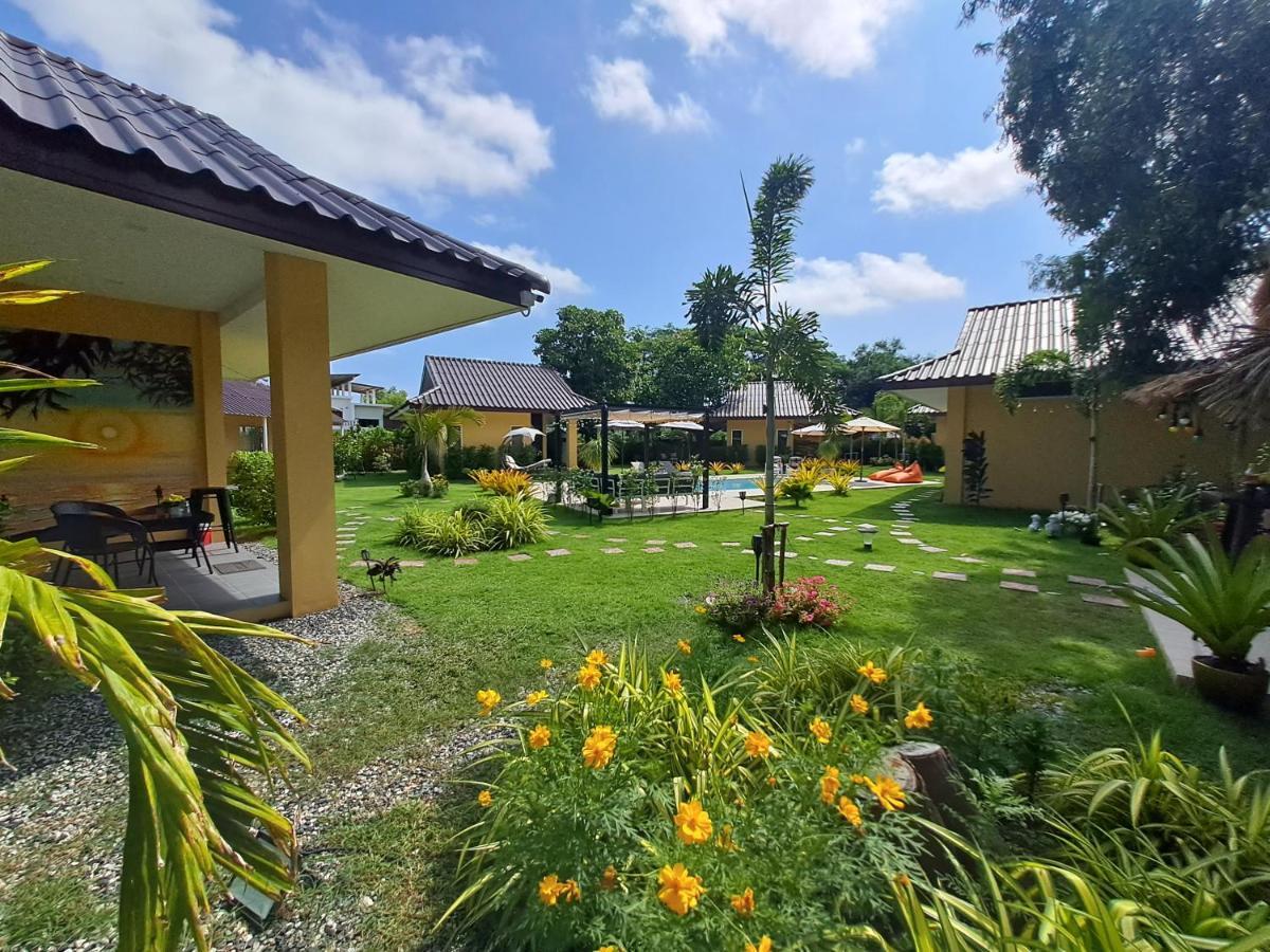 Pool Villa, Resort, Mae Ramphueng Beach, Ban Phe, Rayong, Residence M Thailand (Adults Only) Ban Chamrung 외부 사진